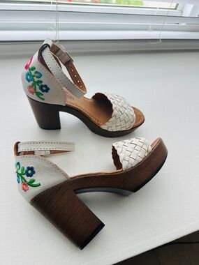 Embroidered White Woven-Strap Block Heel Sandals